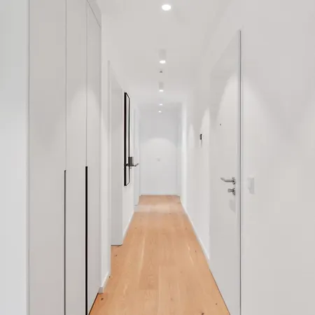 アパート In With Kitchen