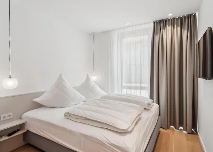 Apartman In With Kitchen Tossens